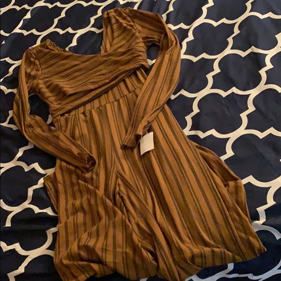 Jumpsuit - Picture 2 of 3